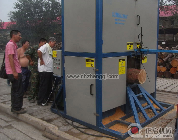 圓木自動斷料機(jī)--鋸斷原木45公分機(jī)